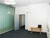 Realitní společnost České spořitelny nabízí pronájem kancelářských prostor v 1. patře v klidné části Jihlavy o velikosti 36 m2 - 2 místnosti 14 m2 a 22 m2. Sociální zařízení je společné.
Tel. 777 307 872.